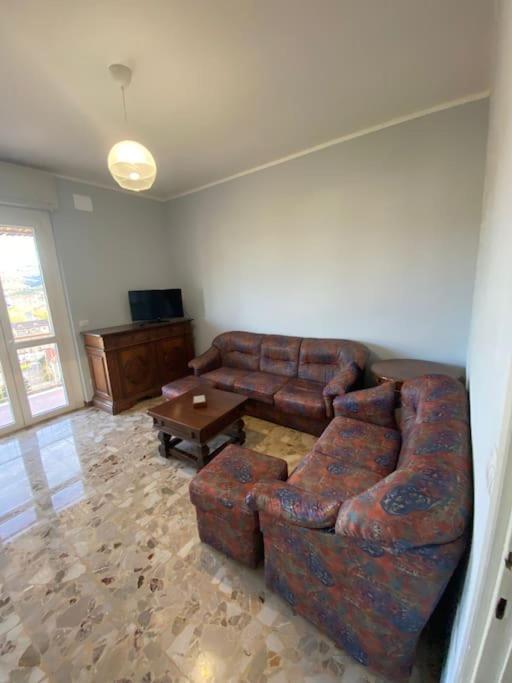 Bella Vista Apartment Canelli Exterior foto