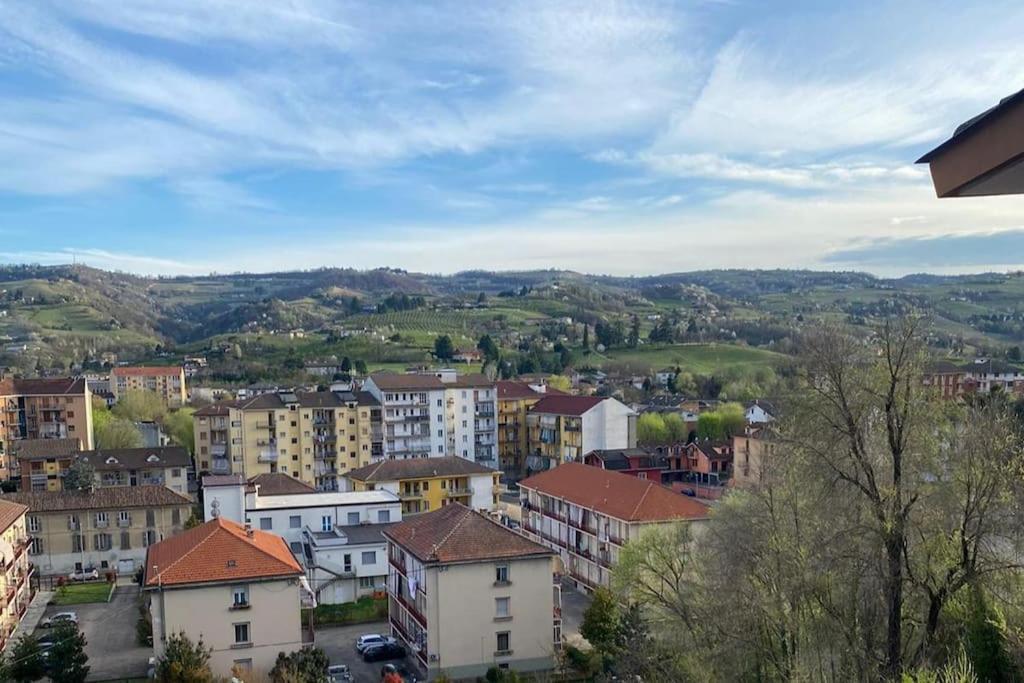 Bella Vista Apartment Canelli Exterior foto