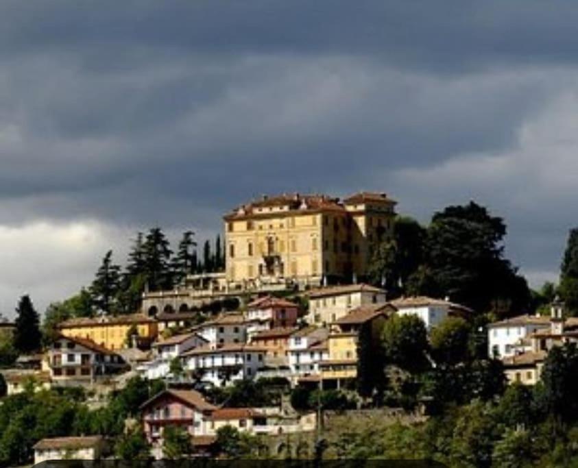 Bella Vista Apartment Canelli Exterior foto
